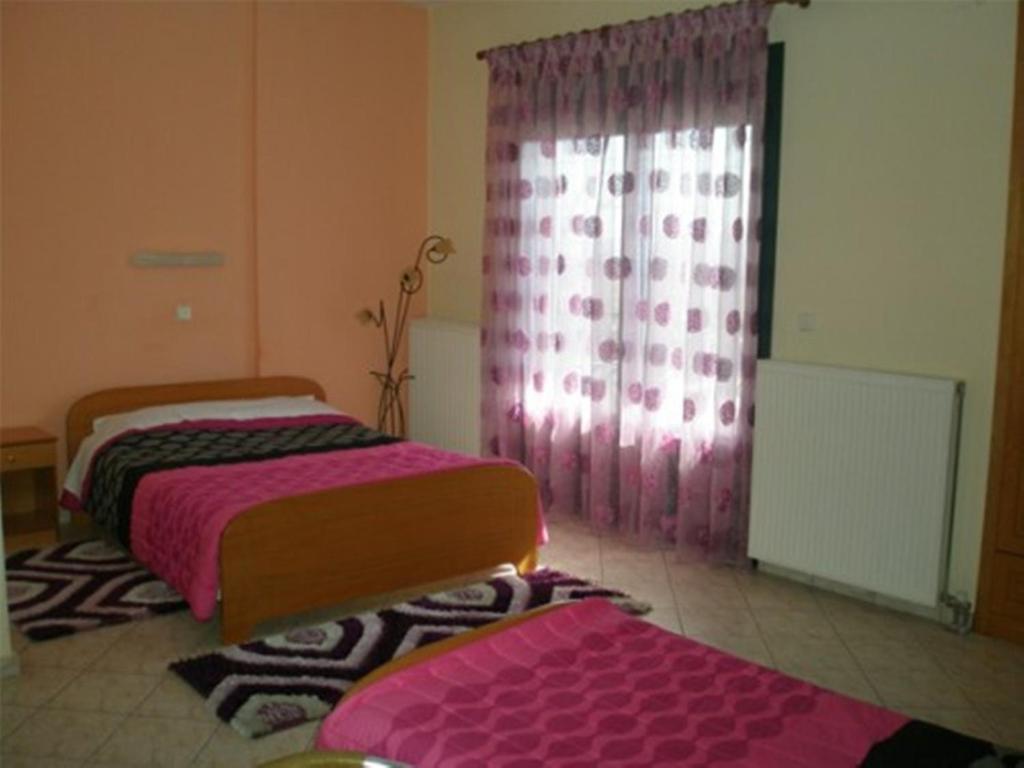 Hotel Galaxias Káto Loutrákion Quarto foto
